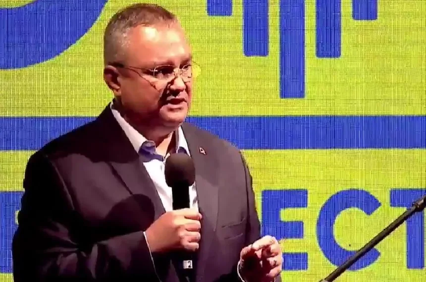 Ciucă: Trebuie să combatem dezinformarea prin care se spune că România plăteşte mai mult decât primeşte. E complet de neadevărat. 65 de miliarde euro au intrat de când am devenit membru al UE Ciucă: Trebuie să combatem dezinformarea prin care se spune că România plăteşte mai mult decât primeşte. E complet de neadevărat. 65 de miliarde euro au intrat de când am devenit membru al UE