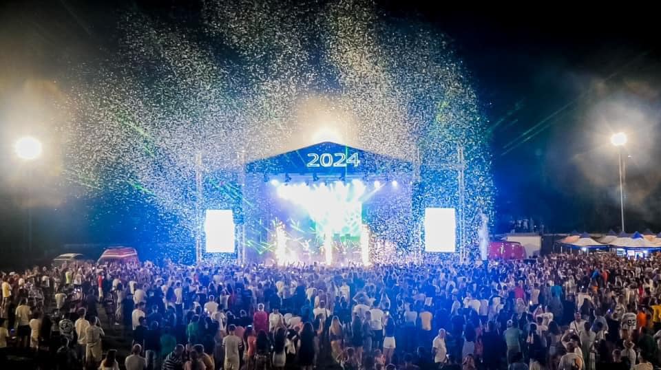 Mii de oameni au participat la Festivalul “Gogoșu” Mii de oameni au participat la Festivalul “Gogoșu”