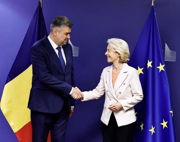 Ciolacu: Vom propune Executivului european un acord pe 7 ani prin care putem să ne dezvoltăm economic prin investiţii, dar şi să reducem deficitul bugetar al României Ciolacu: Vom propune Executivului european un acord pe 7 ani prin care putem să ne dezvoltăm economic prin investiţii, dar şi să reducem deficitul bugetar al României