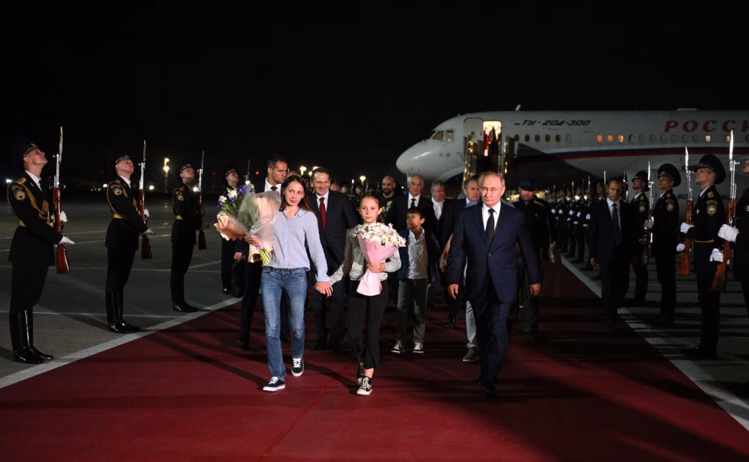 Putin și „fantomele” Putin și „fantomele”