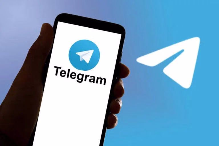 Patronul Telegram a fugit de Putin, dar l-a arestat Macron Patronul Telegram a fugit de Putin, dar l-a arestat Macron