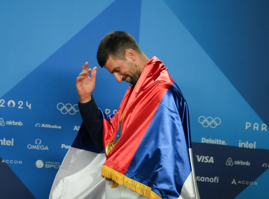 Novak Djokovic: Fiecare sârb să știe că medalia de la Paris ne aparține tuturor Novak Djokovic: Fiecare sârb să știe că medalia de la Paris ne aparține tuturor