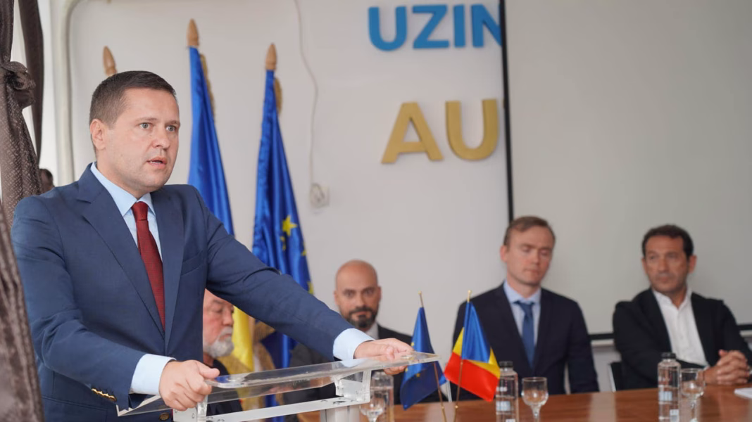 Șeful CJ Dâmbovița anunță semnarea contractului Automecanica Moreni- Rheinmetall: Vom oferi tot sprijinul necesar pentru ca industria de apărare dâmbovițeană să redevină un jucător important în domeniu Șeful CJ Dâmbovița anunță semnarea contractului Automecanica Moreni- Rheinmetall: Vom oferi tot sprijinul necesar pentru ca industria de apărare dâmbovițeană să redevină un jucător important în domeniu