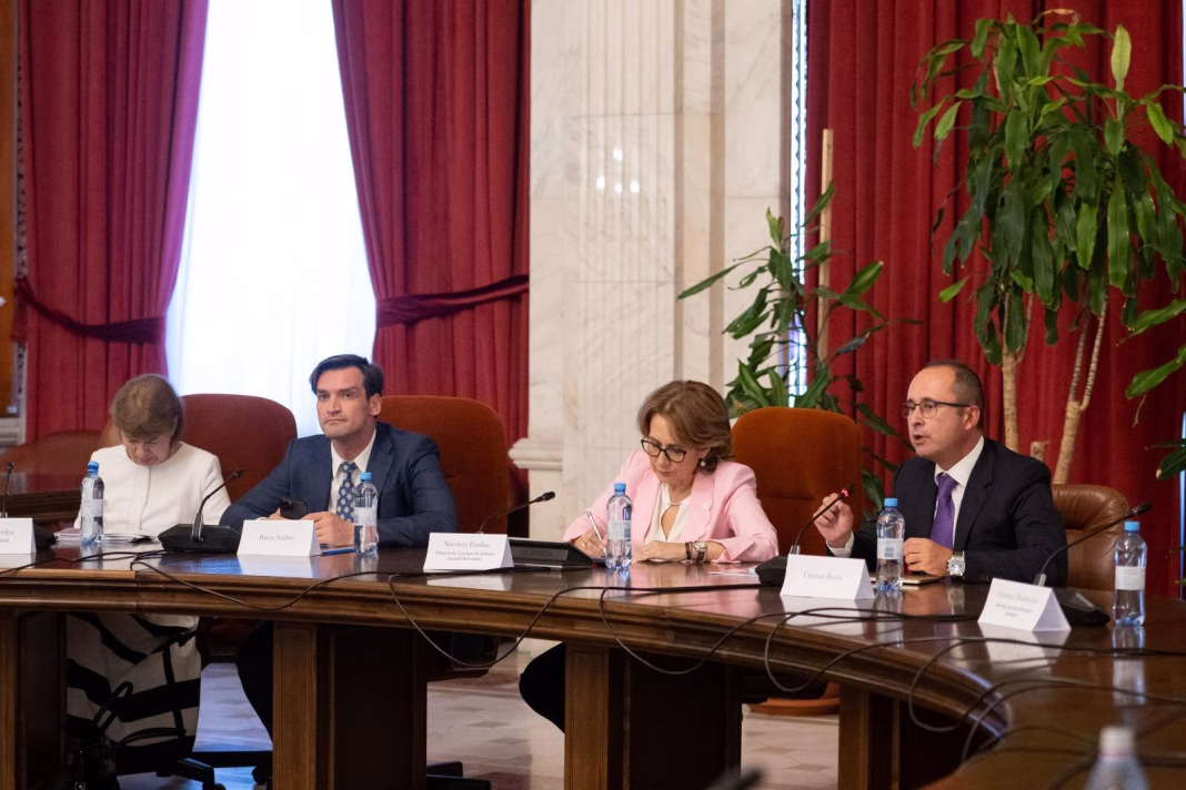 Cristian Bușoi: Reforma Sănătății trebuie să devină o prioritate absolută. Propunem finanțare crescută, acces rapid la medicamente inovative și generice și o nouă legislație pentru malpraxis și protecția pacientului Cristian Bușoi: Reforma Sănătății trebuie să devină o prioritate absolută. Propunem finanțare crescută, acces rapid la medicamente inovative și generice și o nouă legislație pentru malpraxis și protecția pacientului