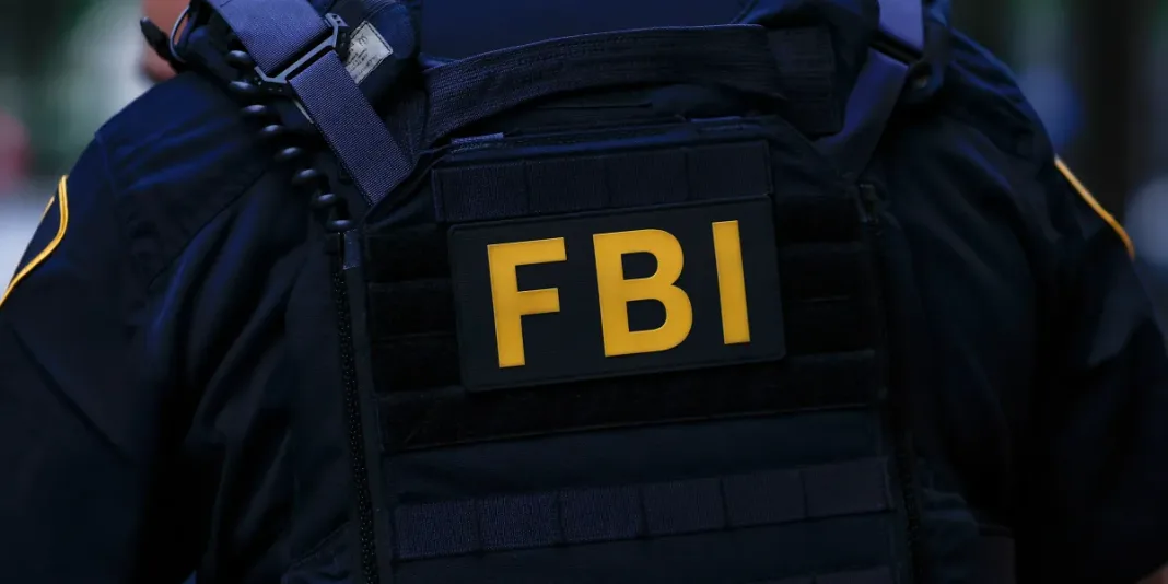 Departamentul FBI pentru combaterea influenței rusești și chineze desființat Departamentul FBI pentru combaterea influenței rusești și chineze desființat