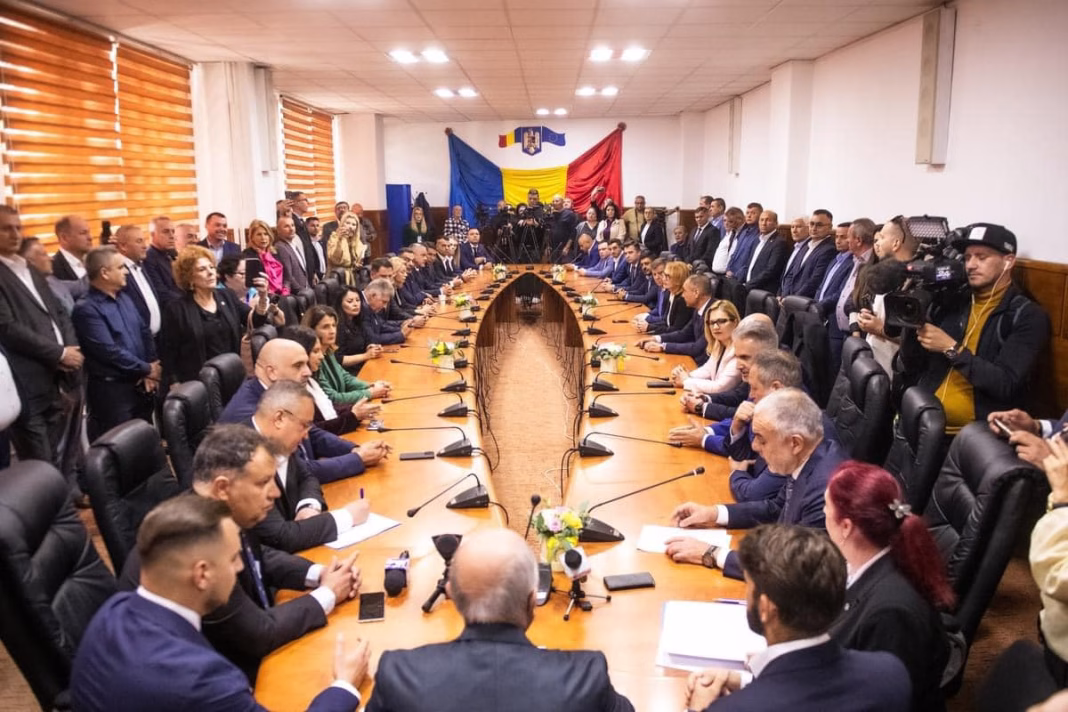 Ciucă și-a început campania prezidențială in fieful liberal din Giurgiu Ciucă și-a început campania prezidențială in fieful liberal din Giurgiu