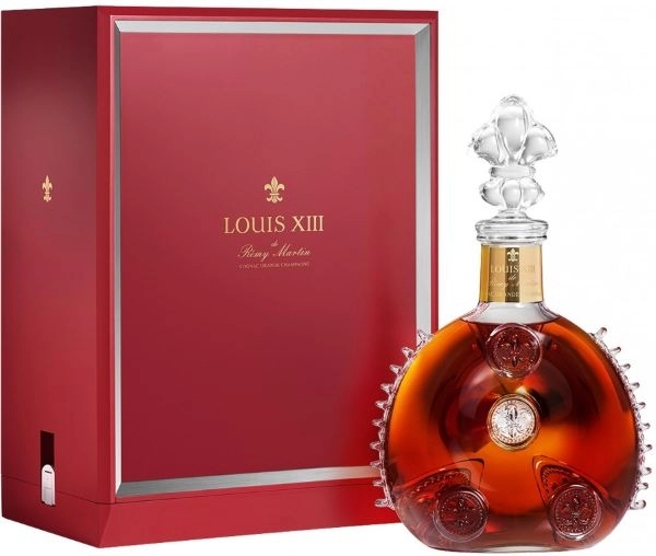 Marii producători de alcool se îneacă în stocuri de produse nevândute din cauza scăderii cererii Marii producători de alcool se îneacă în stocuri de produse nevândute din cauza scăderii cererii