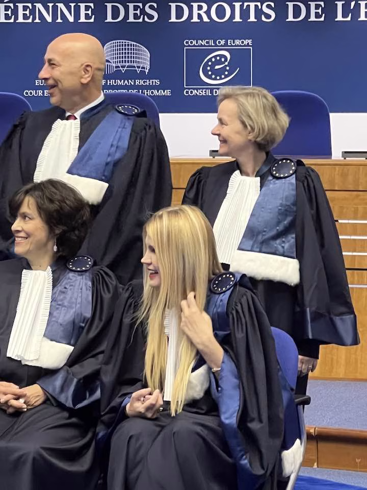 Cum a fugit judecătorul român la CPI din dosarul Bibi Cum a fugit judecătorul român la CPI din dosarul Bibi