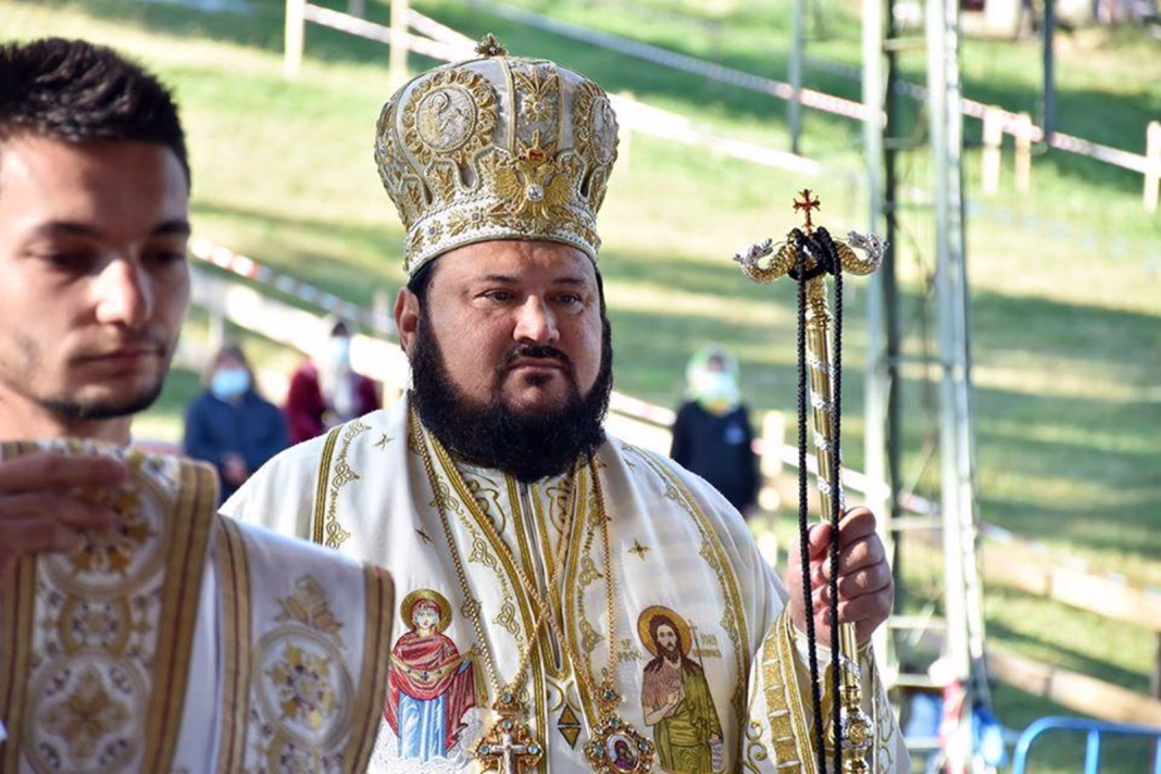 Episcopul Sălajului suspendat după ce și-ar fi însușit 3 milioane de lei din conturile bisericii Episcopul Sălajului suspendat după ce și-ar fi însușit 3 milioane de lei din conturile bisericii