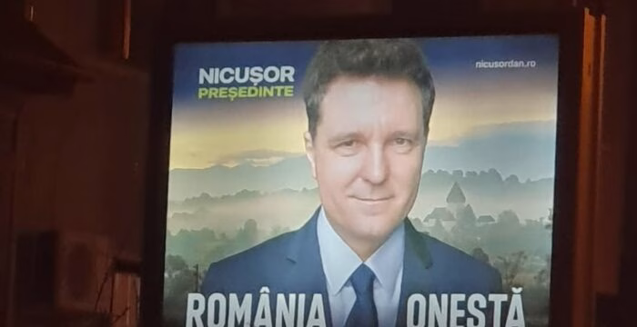 Nicușor a inundat Timișoara cu afișe. Subprefectul de Timiș: Costul panourilor e foarte mare, iar N. Dan spunea că banii îi vor veni din fund-raising, dar care încă nu a început Nicușor a inundat Timișoara cu afișe. Subprefectul de Timiș: Costul panourilor e foarte mare, iar N. Dan spunea că banii îi vor veni din fund-raising, dar care încă nu a început