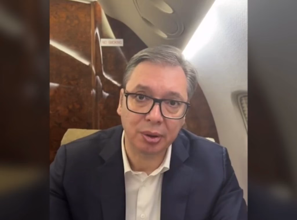 CRIZA BOSNIACĂ: Aleksandar Vučić s-a dus in Srpska după condamnarea președintelui Republicii pentru nerespectarea deciziilor emisarului occidental Schmidt CRIZA BOSNIACĂ: Aleksandar Vučić s-a dus in Srpska după condamnarea președintelui Republicii pentru nerespectarea deciziilor emisarului occidental Schmidt