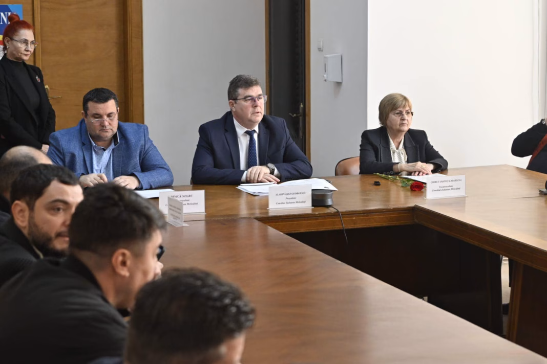 Bani pentru primăriile din Mehedinți Bani pentru primăriile din Mehedinți