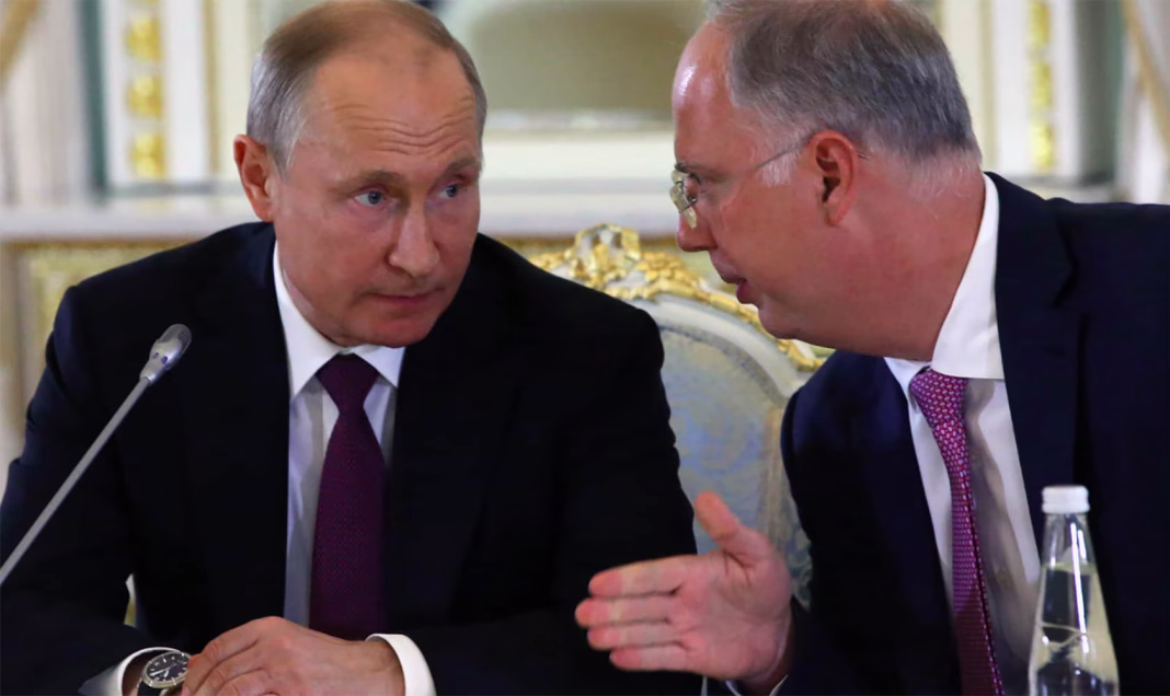 Omul cheie al lui Putin negociază afaceri in Florida cu oamenii lui Trump Omul cheie al lui Putin negociază afaceri in Florida cu oamenii lui Trump