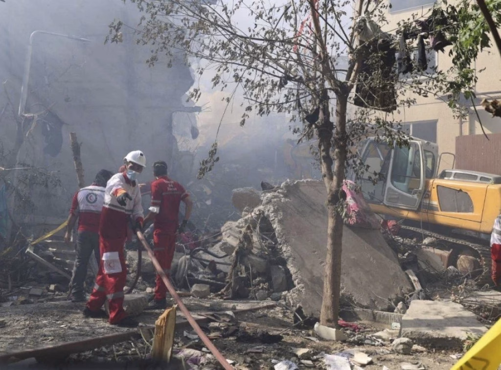 Statele Unite au livrat în secret aproximativ 300 de rachete Hellfire Israelului cu doar câteva zile înainte de atacul militar asupra Iranului Statele Unite au livrat în secret aproximativ 300 de rachete Hellfire Israelului cu doar câteva zile înainte de atacul militar asupra Iranului