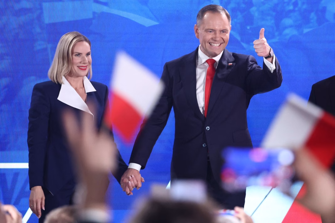 Tusk a pus Parchetul pe președintele polonez Tusk a pus Parchetul pe președintele polonez
