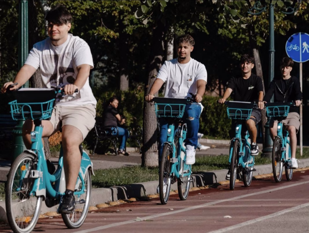 Sistemul de închiriere a bicicletelor Velo City este funcțional la Drobeta-Turnu Severin Sistemul de închiriere a bicicletelor Velo City este funcțional la Drobeta-Turnu Severin