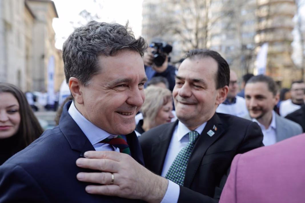 Ludovic țipă împotriva lui Nicușor: Dacă erau alegeri acum nu îl votam Ludovic țipă împotriva lui Nicușor: Dacă erau alegeri acum nu îl votam