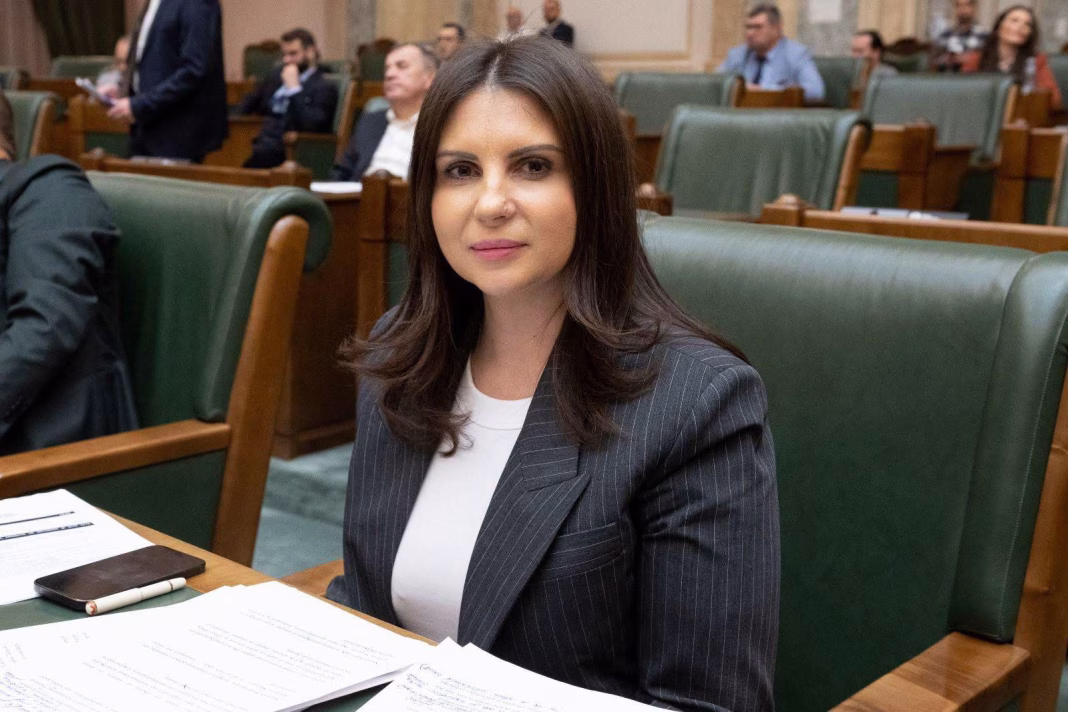 Senatoarea Horga: Românii au suportat costurile unui deficit mare și așteaptă rezultate, nu populism Senatoarea Horga: Românii au suportat costurile unui deficit mare și așteaptă rezultate, nu populism
