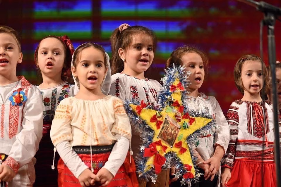 Festivalul Colindelor, la Palatul Culturii „Teodor Costescu” din Drobeta-Turnu Severin Festivalul Colindelor, la Palatul Culturii „Teodor Costescu” din Drobeta-Turnu Severin