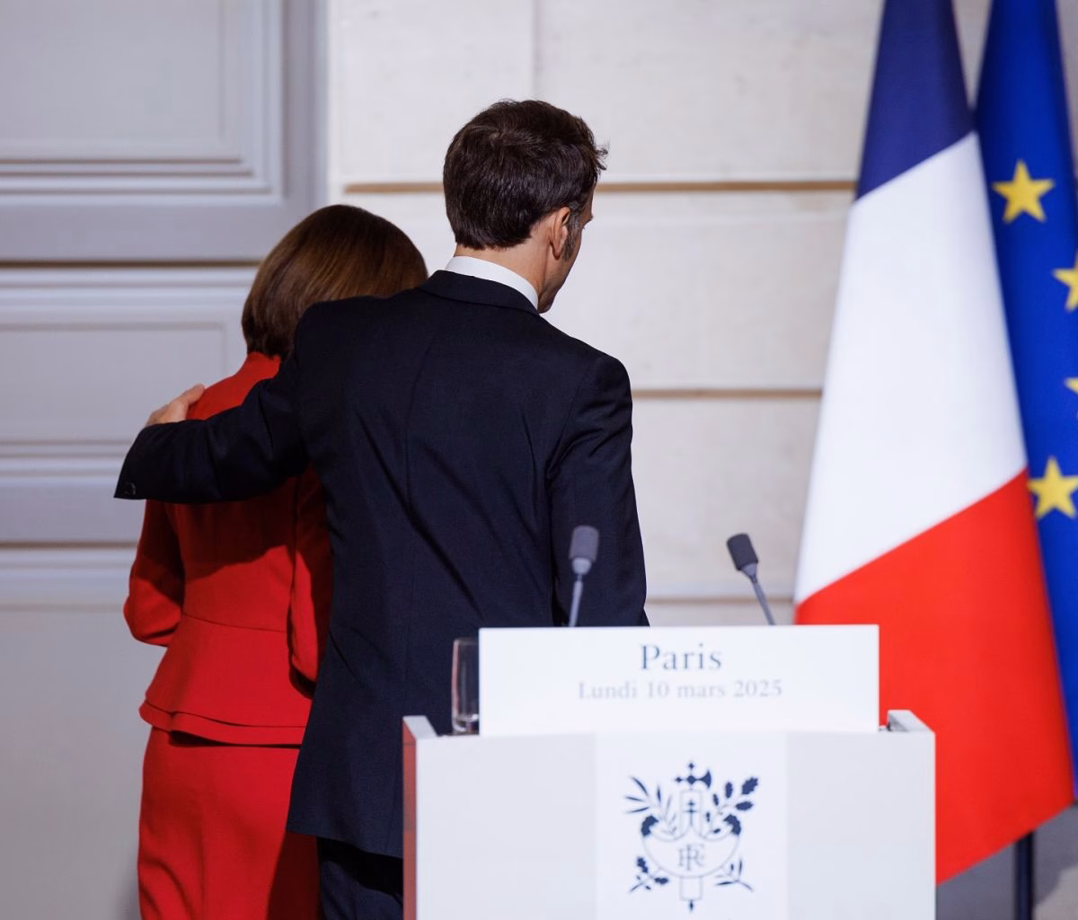 macronmaia