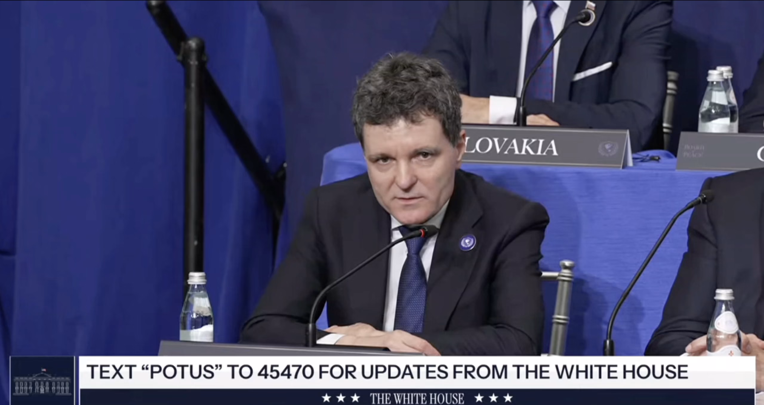 Captură de ecran din 2026-02-19 la 18.12.26