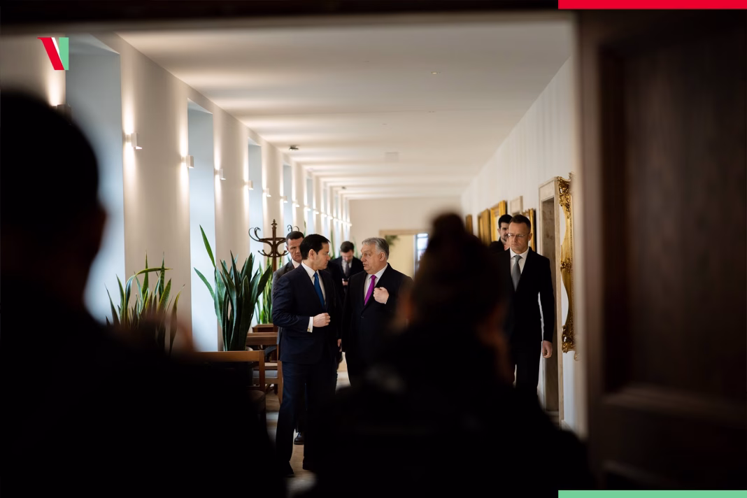 Viktor Orbán: A început o epocă de glorie în relaţiile dintre Statele Unite şi Ungaria. 17 investiţii americane în Ungaria și maghiarii fără vize in State Viktor Orbán: A început o epocă de glorie în relaţiile dintre Statele Unite şi Ungaria. 17 investiţii americane în Ungaria și maghiarii fără vize in State