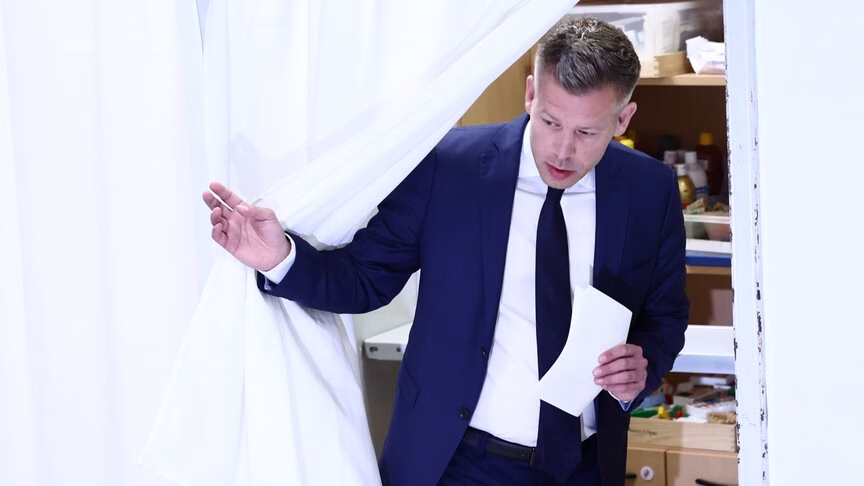Noul guvern ungar vrea să taie vizele pentru lucrătorii din afara UE Noul guvern ungar vrea să taie vizele pentru lucrătorii din afara UE