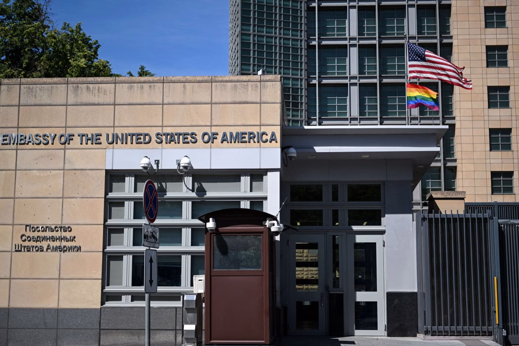 Bătălia pentru postul de ambasador american in Rusia și cine joacă Bătălia pentru postul de ambasador american in Rusia și cine joacă