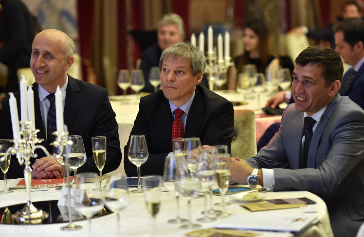 Dan-Costescu-Dacian-Ciolos-agerpres_8680497