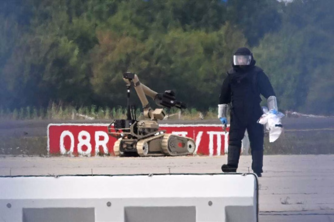 Der Spiegel: Merz își asumă un risc politic dând vina pe Rusia pentru incidentul cu drona de la aeroportul Leipzig/Halle Der Spiegel: Merz își asumă un risc politic dând vina pe Rusia pentru incidentul cu drona de la aeroportul Leipzig/Halle