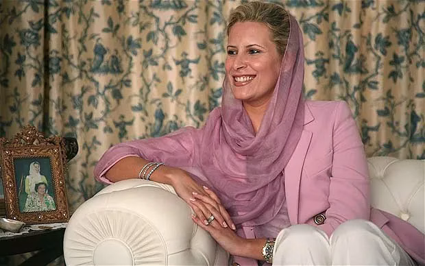 ayesha-gaddafi_1853643b.jpg