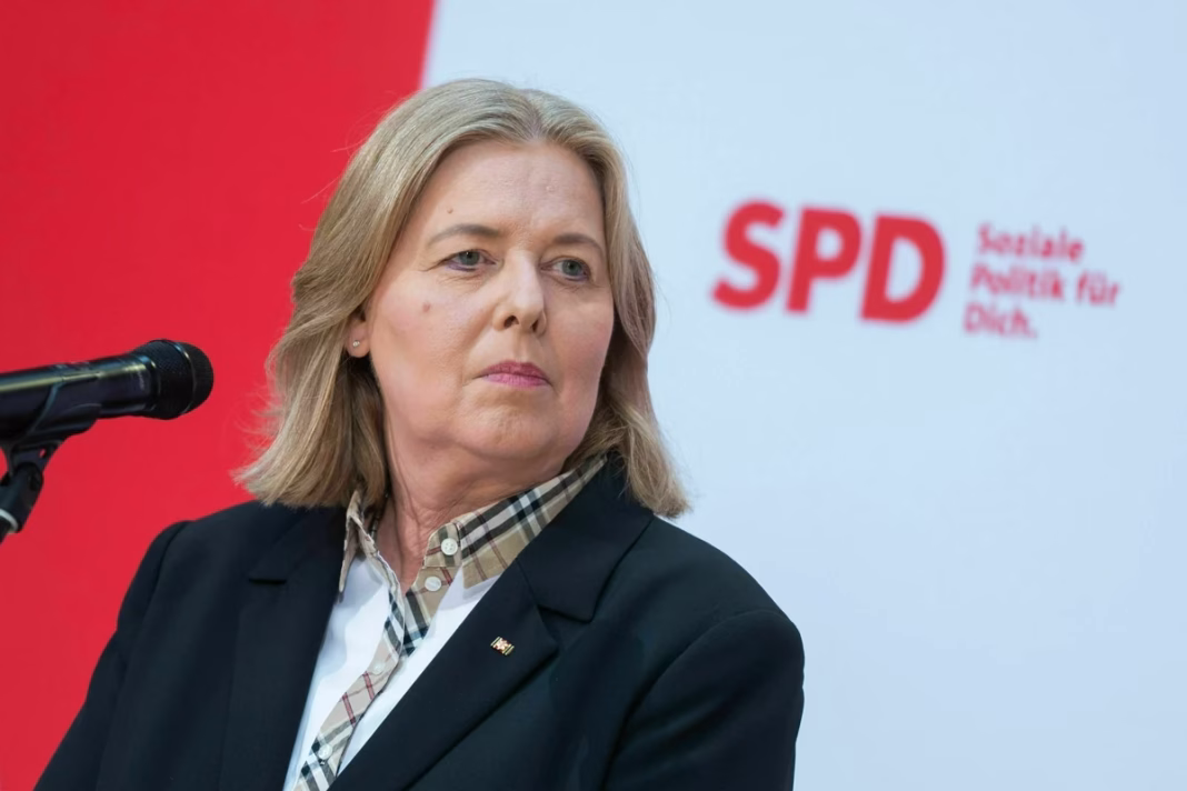 Guvernul german in criză: Ministrul federal al Muncii și copreședinta Partidului Social Democrat din Germania a demisionat Guvernul german in criză: Ministrul federal al Muncii și copreședinta Partidului Social Democrat din Germania a demisionat